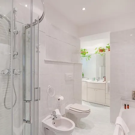 Casa Silinda By Comorooms Apartment