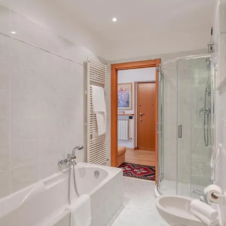 Casa Silinda By Comorooms