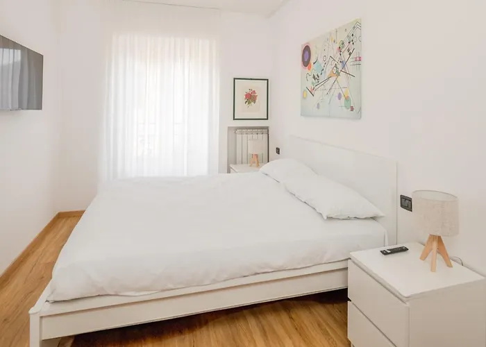 Casa Silinda By Comorooms דירה *