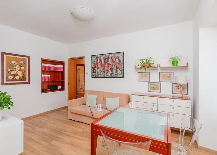 شقة Casa Silinda By Comorooms كومو